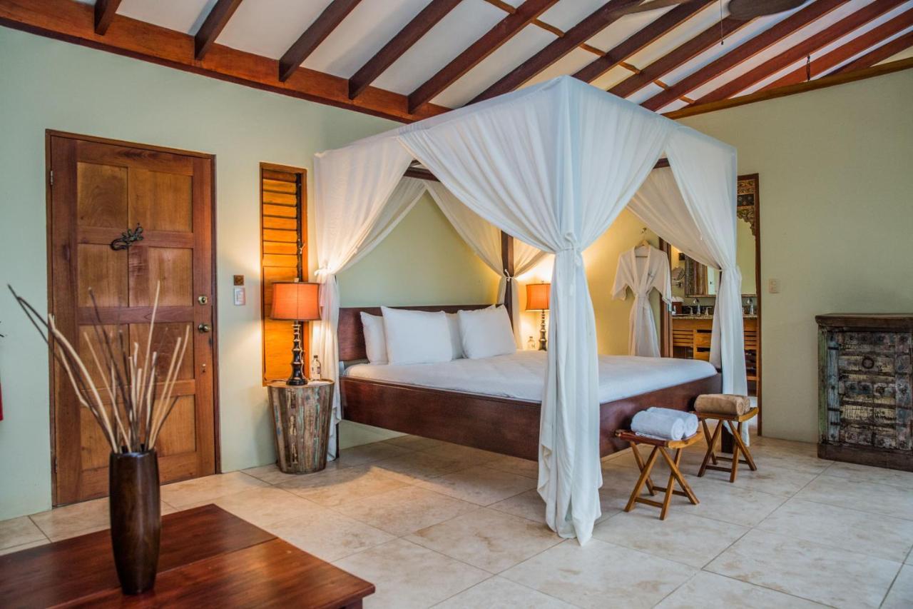 Casa Chameleon Hotel Mal Pais - Adults Only Playa Santa Teresa  エクステリア 写真
